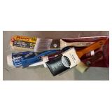 TR - Painting Tools & Color Samples Mixed Lot