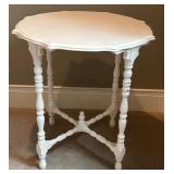 LBR1 - Victorian-Style White Spindle Side Table