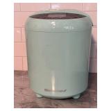 K - Elite Gourmet Ebm8103 2-lb Programmable Bread Maker
