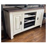 O - Charming Cabinet With Shelves