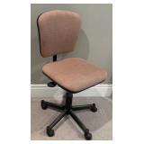 LL - Adjustable Office Chair