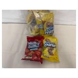 11x Golden Oreo Minis & 1 NutterButter