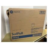 Sofpull White Centerpull Towels
