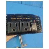 The item is a Cobra CPI 850 power inverter with 800 watts continuous power and 1600 watts peak power.
