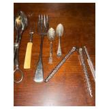 Vintage Silverplate Flatware Serving Utensils Souvenir Spoons 8 Pc Lot