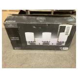 Massive Pallet of Brand Name Misc Faucets, Showers, Fixtures, Towel Bars, Bathroom Fans, Ceiling Fans, Lights, and More **Parts Only** (Great for eBay Sellers)