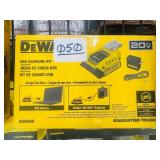 NEW - DEWALT USB Charging Kit - DCB094K