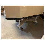 MSRP $8,000 CHATTANOOGA FLU115D Fluidotherapy System w/Mobile Stand, Dry Heat Therapy Unit, Hand, Wrist, Foot & Ankle Rehabilitation Treatment System, WORKS GREAT!