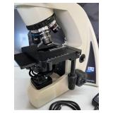 MSRP $2500 LW Scientific i4 Infinity Microscope Professional Lab Scope w/ Super Clear Optics LED Lighting Multiple Magnifications Includes Carry Case Perfect For vet labs, schools, biology study, stud