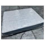 Beautyrest Silver 900 Series Refreshing Firm Queen Mattress - MSRP $1,399.99 - No Reserve!