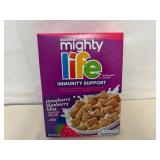 6x Qaker Mighty Life Cereal-Strawberry Blueberry Bliss