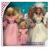 EST. $175.00 - $300.00 1990 BARBIE "Midge" Wedding Party Gift Set (New Old Stock)