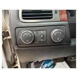 2007 CHEVROLET SUBURBAN LT *4x4 | No Accidents Reported* (NO RESERVE)