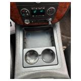 2007 CHEVROLET SUBURBAN LT *4x4 | No Accidents Reported* (NO RESERVE)