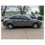 2010 FORD FOCUS SE *147k Miles | 2 Owner* (NO RESERVE)