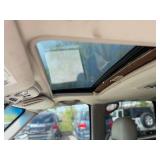 2004 CHEVROLET SUBURBAN 1500 LT (NO RESERVE)
