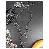 Vintage Mixed Jewelry Lot With Bakelite, Beaded Necklaces, Brooches & Pins