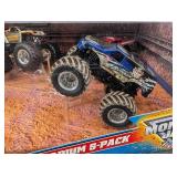 Hot Wheels Monster Jam Smash Up Stadium 5-Pack
