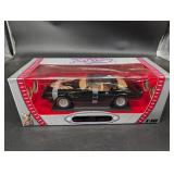 1979 Pontiac Firebird Trans Am Road Signature 1:18 Die-Cast Model