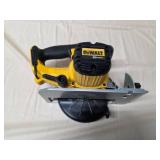 DeWALT 20V MAX Cordless Circular Saw Bare Tool Good Condition