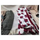 Mixed Textile Lot Throws Blankets Blue Panel Holiday Fleece 5 Pc