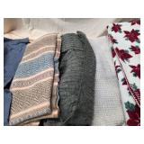 Mixed Textile Lot Throws Blankets Blue Panel Holiday Fleece 5 Pc