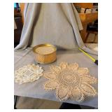 Guildcraft MCM Gold Tone Tin Box w Lid & 2 Vintage Doilies Lot