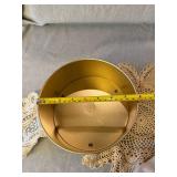 Guildcraft MCM Gold Tone Tin Box w Lid & 2 Vintage Doilies Lot