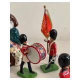 Britains 1988 England British Guards Band Toy Soldier Figures Set