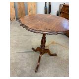 Vintage Wood Pedestal Side Table Scalloped Top 25in Tall Good