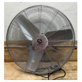 *Strongway 30in. Oscillating Wall-Mount Fan, 6500 CFM, 3 Speeds #4742870 Msrp $169.99