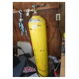 CO2 Tank with Regulator