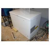 10.6 cu ft Household Freezer