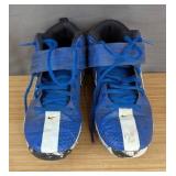 Nike Youth Baseball Cleats Size 6Y
