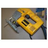DeWalt VS Orbital Jig Saw