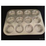 Mirro 12- Cup Muffin Tin