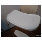 Metal Highchair w/ Tray in Great Useable Condition