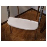 Metal Highchair w/ Tray in Great Useable Condition