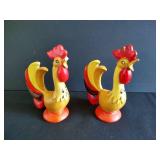 Roosters Kitchen Lot- Spoon Rest, Pepper Shakers & Soap Dish