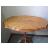Beautiful Antique Wood Stand, Adjustable