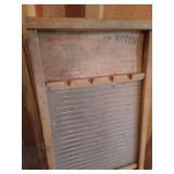 Awesome Vintage National Washboard Co 860 Glass King Washboard