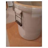 Beautiful 8 Gallon Western Stoneware Crock