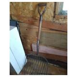 Antique Primitive 12 Tine Pitchfork