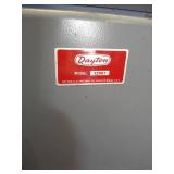 ECONOLINE  Dayton 3Z887 Abrasive Blast Cabinet