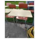 (5) School Desks