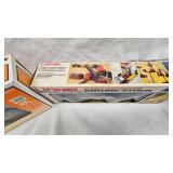 Lionel Budweiser Reefer and Lines Flat car w/bulkheads