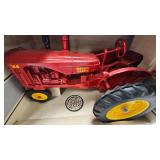 1:!6 Ertl Massey Harris 44 Die Cast w/Box