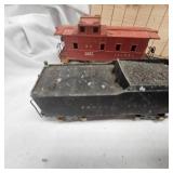 Lot of 6 Lionel Box Cars, Caboose, Etc