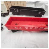 Lot of 6 Lionel Box Cars, Caboose, Etc