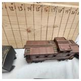 Lot of 8 Lionel Box Cars, Caboose, Etc
